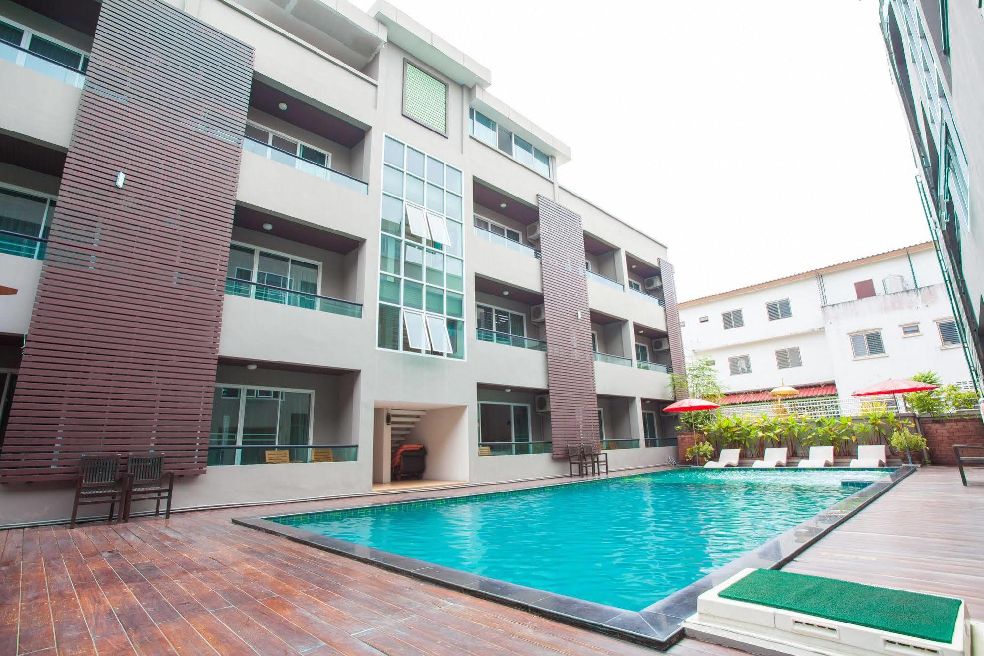 Double D Boutique Residence Pattaya Buitenkant foto